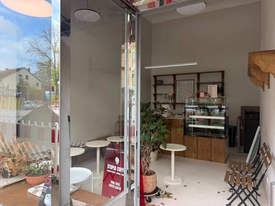 Kleiner Laden in der beliebten Bahnhofstraße - café bahnhofstraße (14755)
