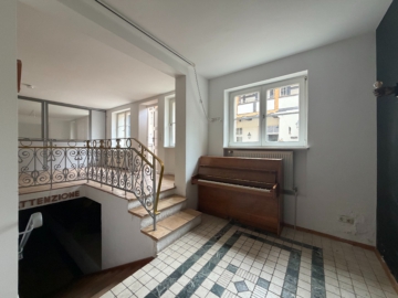 ladenansicht - Tolle Möglichkeit für kreative Berufe im künstlerischem Innenhof