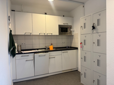 Vielseitig nutzbarer Laden in bester Frequenzlage der Reichsstraße - küche (11798)