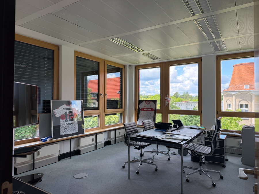 Erstklassige Büro- oder Praxisflächen im Herzen Schmargendorfs - eckbüro (13066)