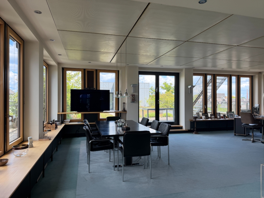 Erstklassige Büro- oder Praxisflächen im Herzen Schmargendorfs - büro mit zugang tachterrasse (13069)