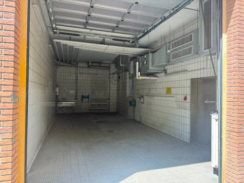 Krankenfahrer /Taxifahrer /Bestatter /Hausmeisterservice… Garagen mit Servicefläche - garage (11437)