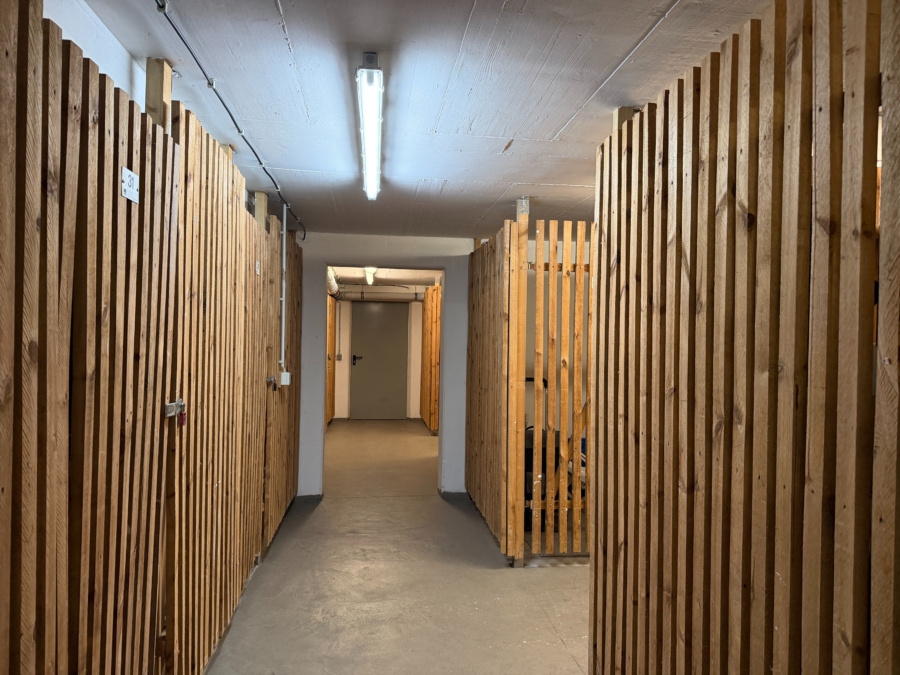 Großzügige 2-Zimmer Wohnung mit Aufzug, Gäste-WC und großem Balkon - keller (12719)