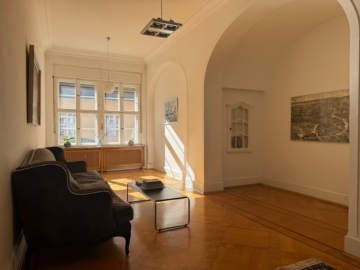 diele - Repräsentatives Büro in herrschaftlicher Villenetage zu vermieten