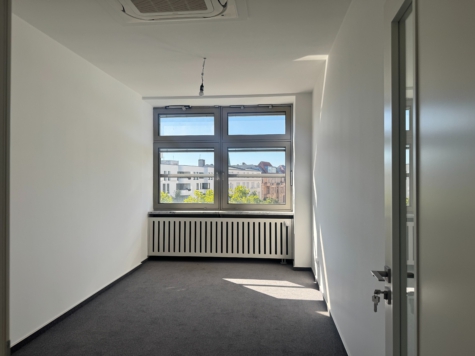 Hochwertig und neu ausgebaute Bürofläche in bester Ku’damm Ecklage - büro 3 (11815)