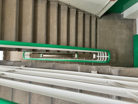 Große Gewerbefläche für Fitness, Büro, Praxis uvm. - treppenhaus (12053)