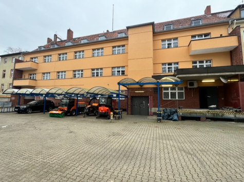 Große Gewerbefläche für Fitness, Büro, Praxis uvm. - parkplätze und aufzug (12059)