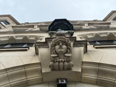 Fassadendetail Haupteingang