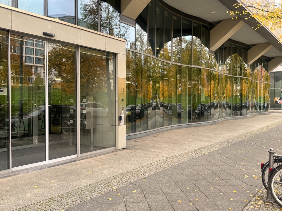 Büro / Showroom für eine öffentlichkeitswirksame Darstellung am Potsdamer Platz - außenansicht (11732)